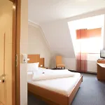 Neumaiers Hirsch -gasthof Und Weißenhorn