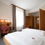 Otel Neumaiers Hirsch -gasthof Und Weißenhorn