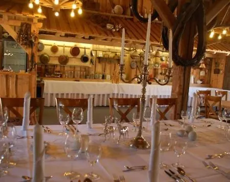 Neumaiers Hirsch -gasthof Und