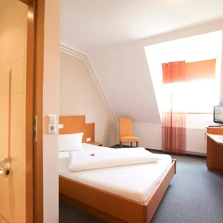 Hotel Neumaiers Hirsch -gasthof Und Weißenhorn